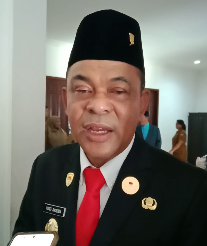 Keterangan Gambar : Bupati Ende, Yoseph Benediktus Badioda 